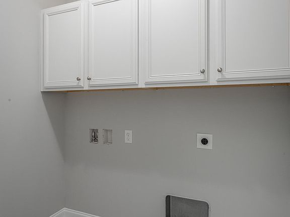 5th image of 8665 Skybrook Dr