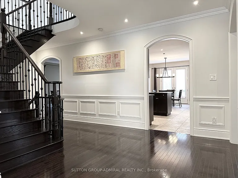 15 Roderick Ct — Photo 4