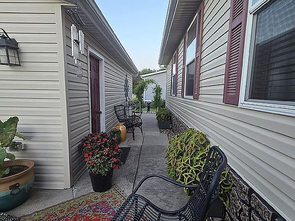 4th image of 9602 Bishop Dr Unit 53