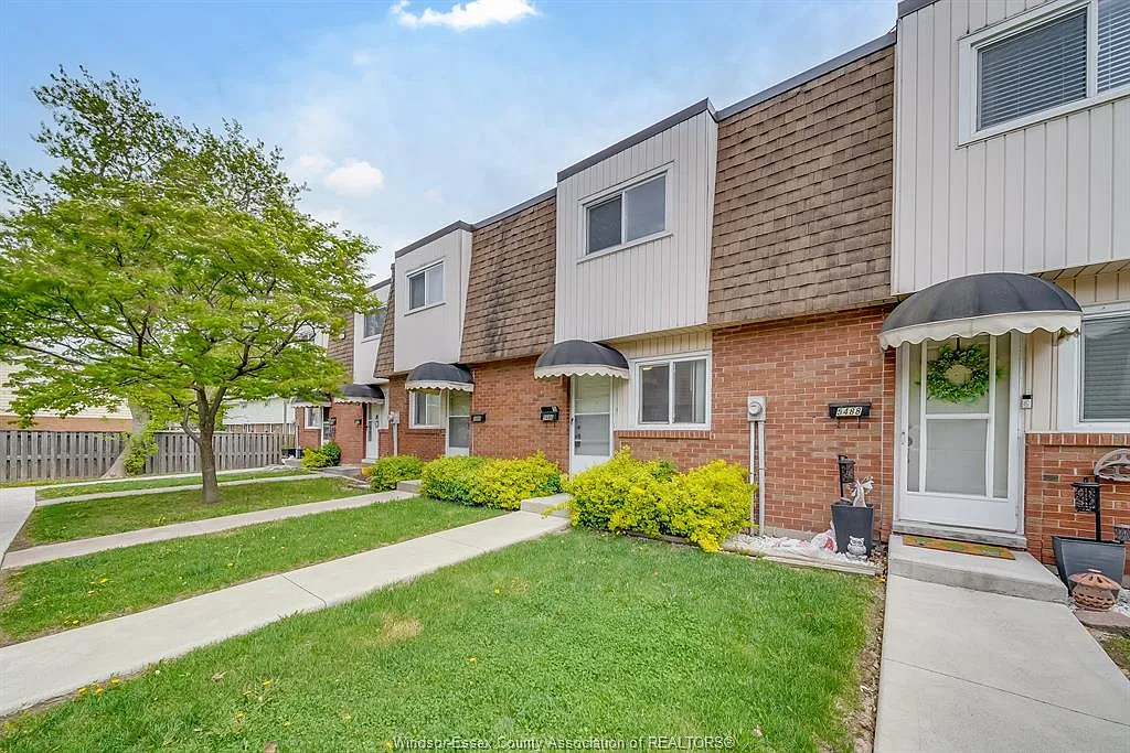 2 bed, 1.0 bath, $1,900 — Photo 4