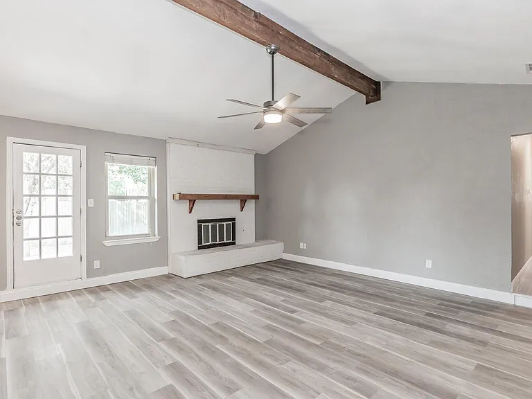 2013 Memphis Dr — Photo 21