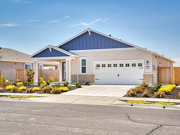 3rd image of 2251 Espana Lane