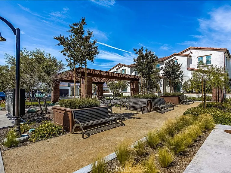 5304 Harvard Way — Photo 34