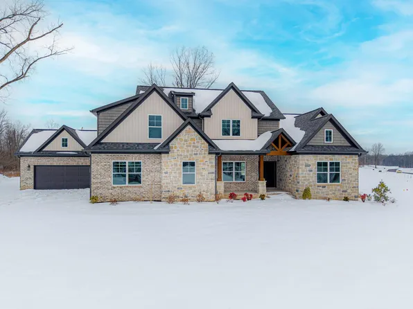 4092 Cottonwood Dr, Boonville, IN 47601