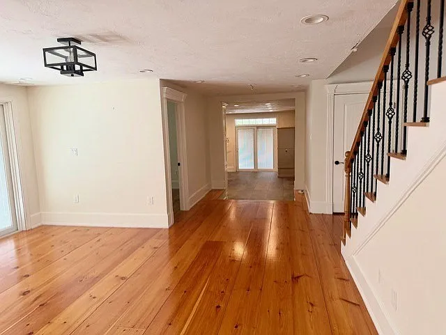 698 Salem St #1 — Photo 5