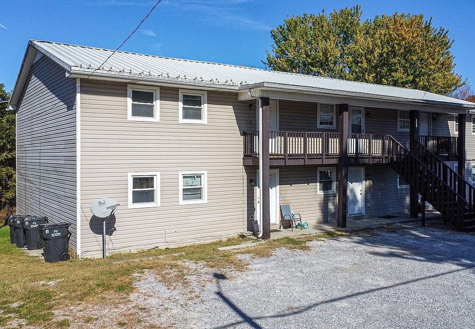 1st image of 502 College Ave