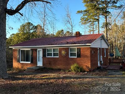 200 Forest Hill Village Rd, Mount Gilead, NC, 27306