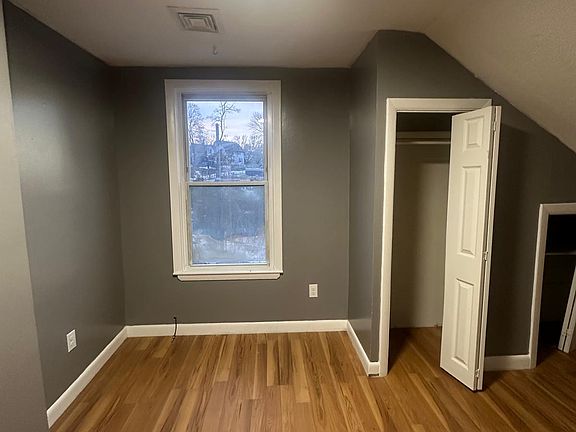 2nd image of 85 Transit St Floor 3