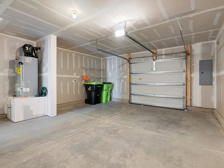 Sequoia Ln — Photo 14