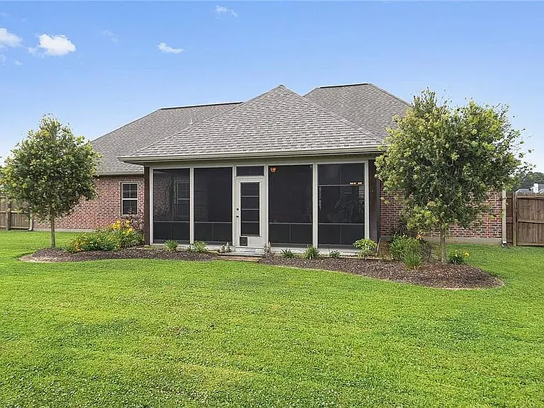 2750 Ithaca Dr — Photo 15