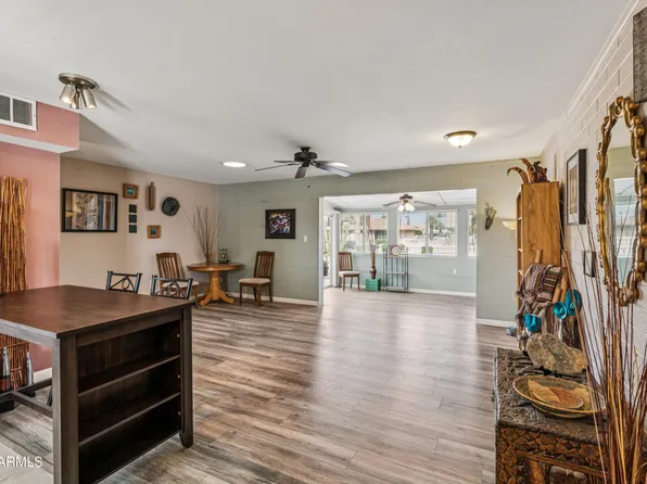 11012 W ABBOTT Avenue, Sun City, AZ 85351