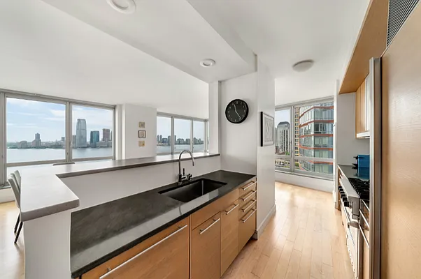 Rented by Compass | media 2