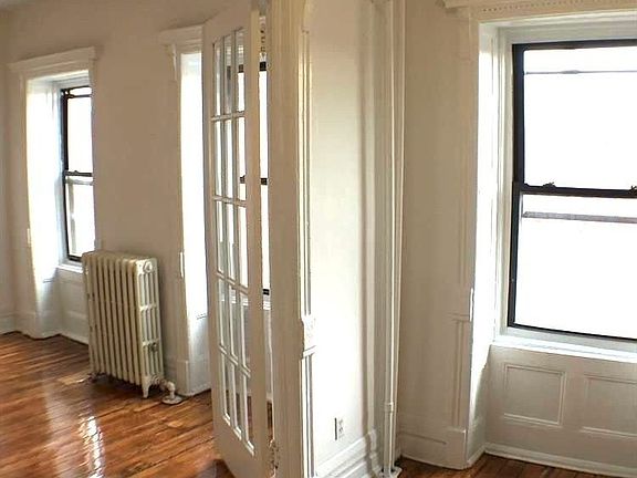 4th image of 2270 A C Powell Blvd APT 2