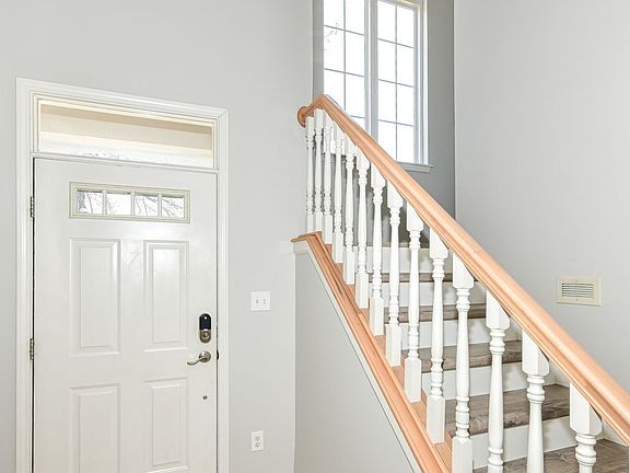 3rd image of 14505 Baldwin Ln