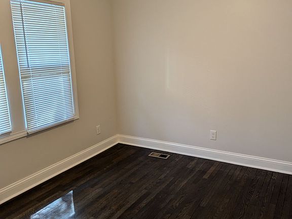 4th image of 5335 Michigan Ave