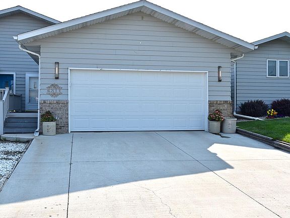 3rd image of 4311 Sandwedge Dr