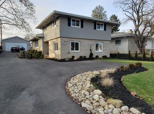 277 S James Rd, Columbus, OH 43213