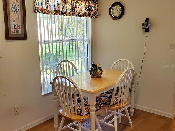 4th image of 12316 Woodglen Cir