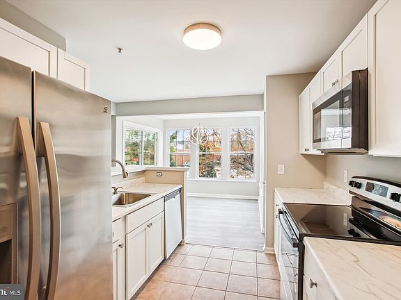 3rd image of 7526 Coxton Ct #67