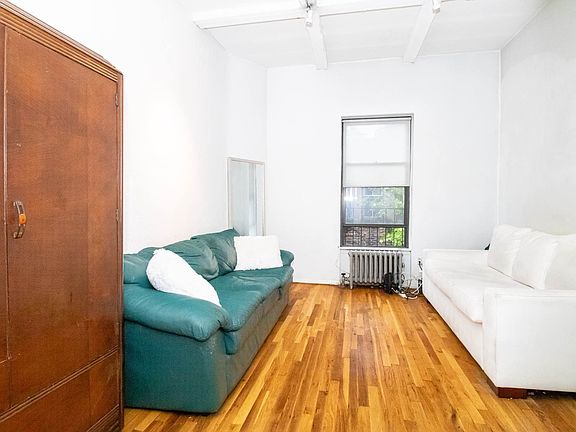 2nd image of 41 Jane St APT 5-B
