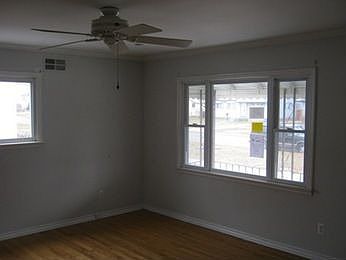 2nd image of 3852 Toepfer Rd