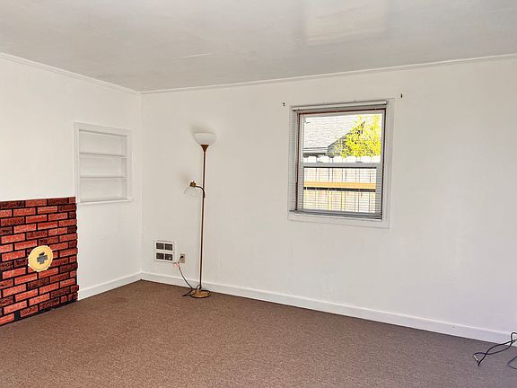 3rd image of 675 & 685 Elrod Ave #685