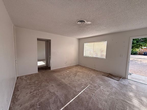 3rd image of 602 Commercial Ave APT C