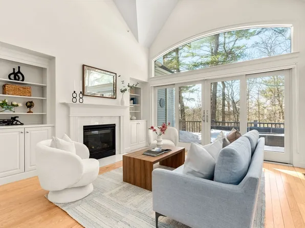 43 S Cottage Rd #43, Belmont, MA 02478