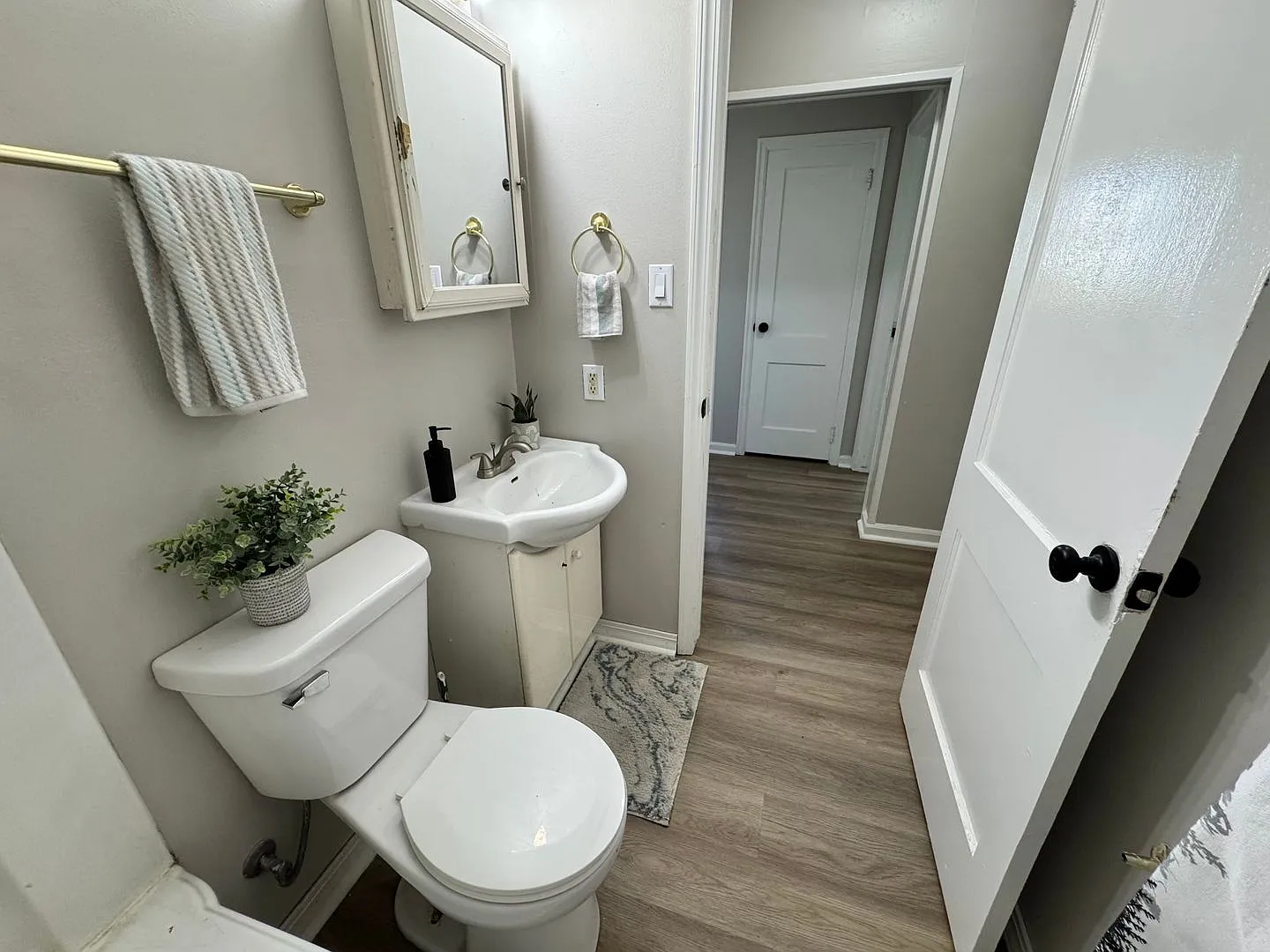 2 bed, 1 bath home for rent in Waterloo — Photo 3