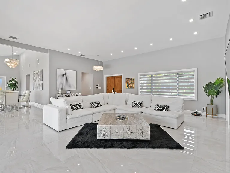 7101 W Lake Dr — Photo 6
