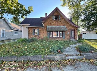 59 S Sycamore St, Martinsville, IN 46151