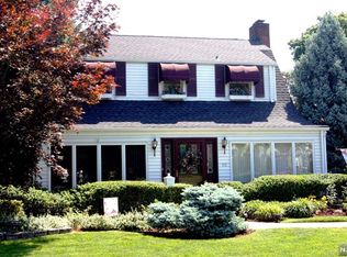 98 Spring St, Garfield, NJ 07026