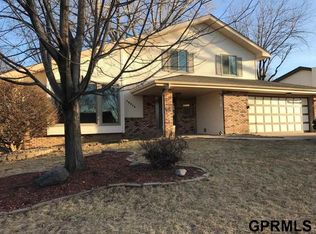 12719 S 38th St, Bellevue, NE 68123