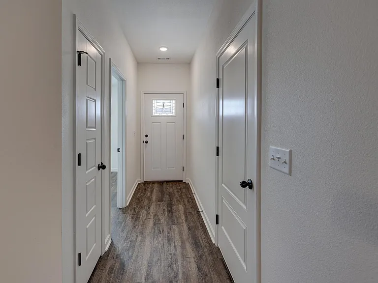 410 Alex Jordan Dr — Photo 6