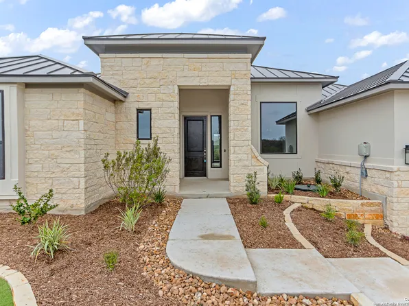 72 MONARCA BLVD, Boerne, TX 78006