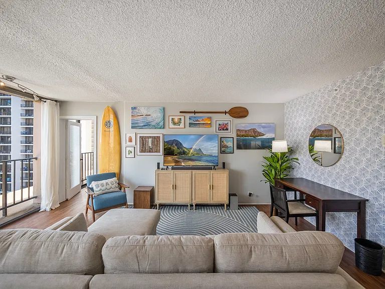 250 Ohua Ave #Penthouse I — Photo 18