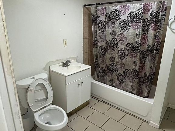 3rd image of 1929 S Spaulding Ave #Basement