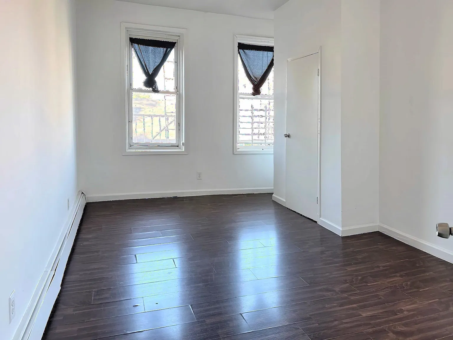 2 bed, 1.0 bath, 800 sqft, $2,100 — Photo 3