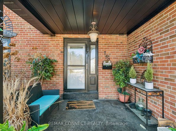 750 Gorham St, Newmarket, ON L3Y 1L6