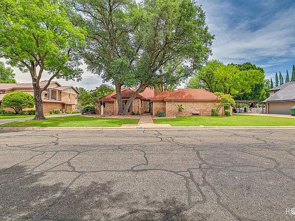 3rd image of 5402 Beverly Dr