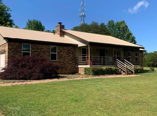 2020 Wyeth Rock Rd, Guntersville, AL 35976