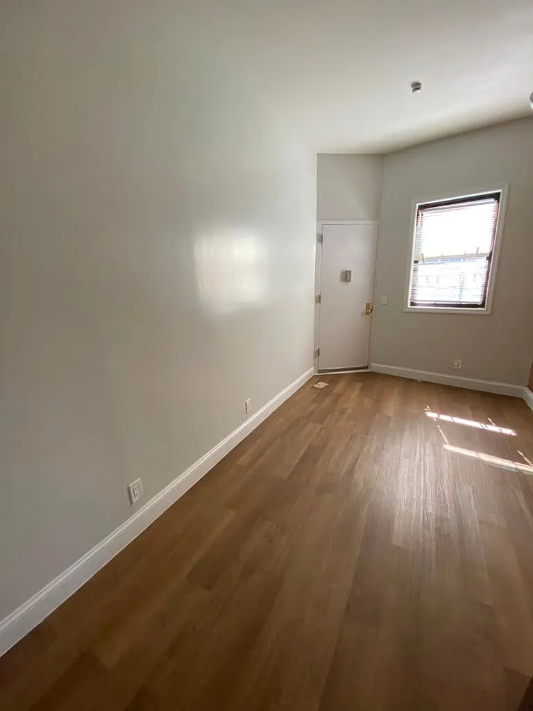 1 bed, 1.0 bath, $1,850 — Photo 2