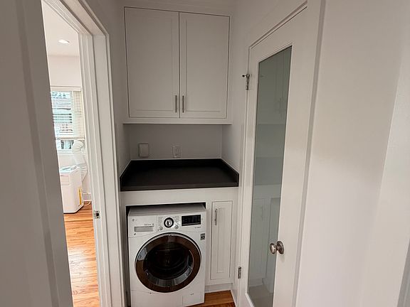 3rd image of 10901-09 Culver Blvd #10905
