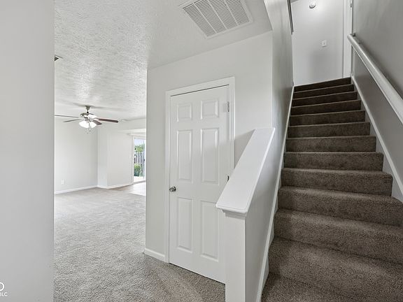 5th image of 10905 Amber Glow Ln