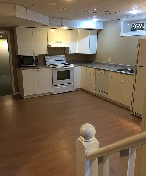 40 Laurier Cres #BASEMENT — Photo 5