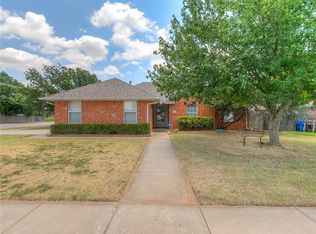 1725 Cliffside Ct, Norman, OK 73072