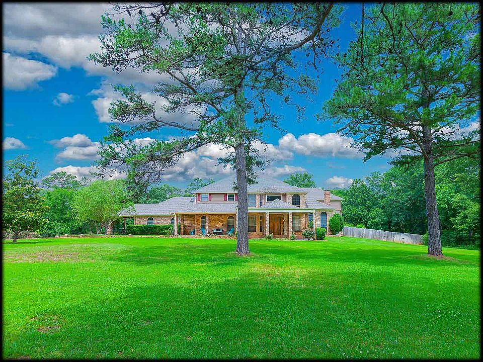 1st image of 19600 Copperoaks Dr