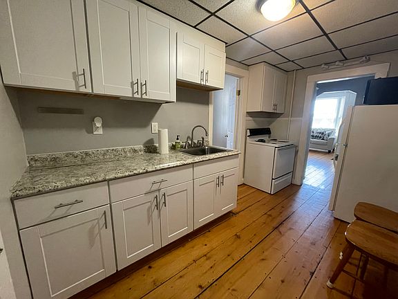 5th image of 1029 Congress St #2