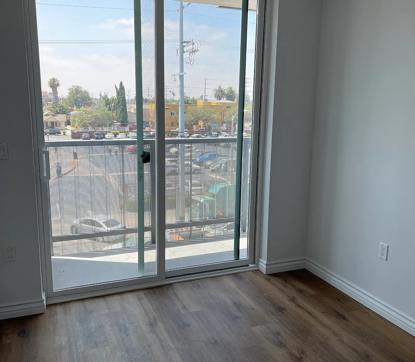 1 bed, 450 sqft, $1,800 — Photo 3