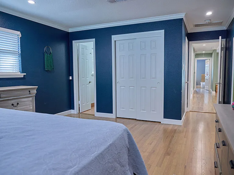 10211 Hazelhurst Dr — Photo 21